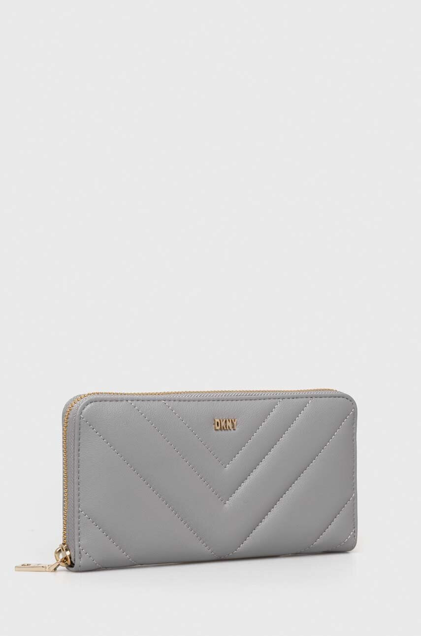DKNY Кожен портфейл дамски в сиво - Pepit.bg
