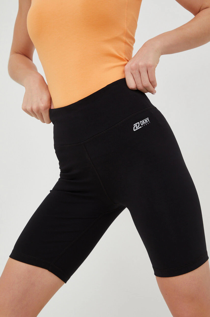 DKNY Къс панталон - Pepit.bg