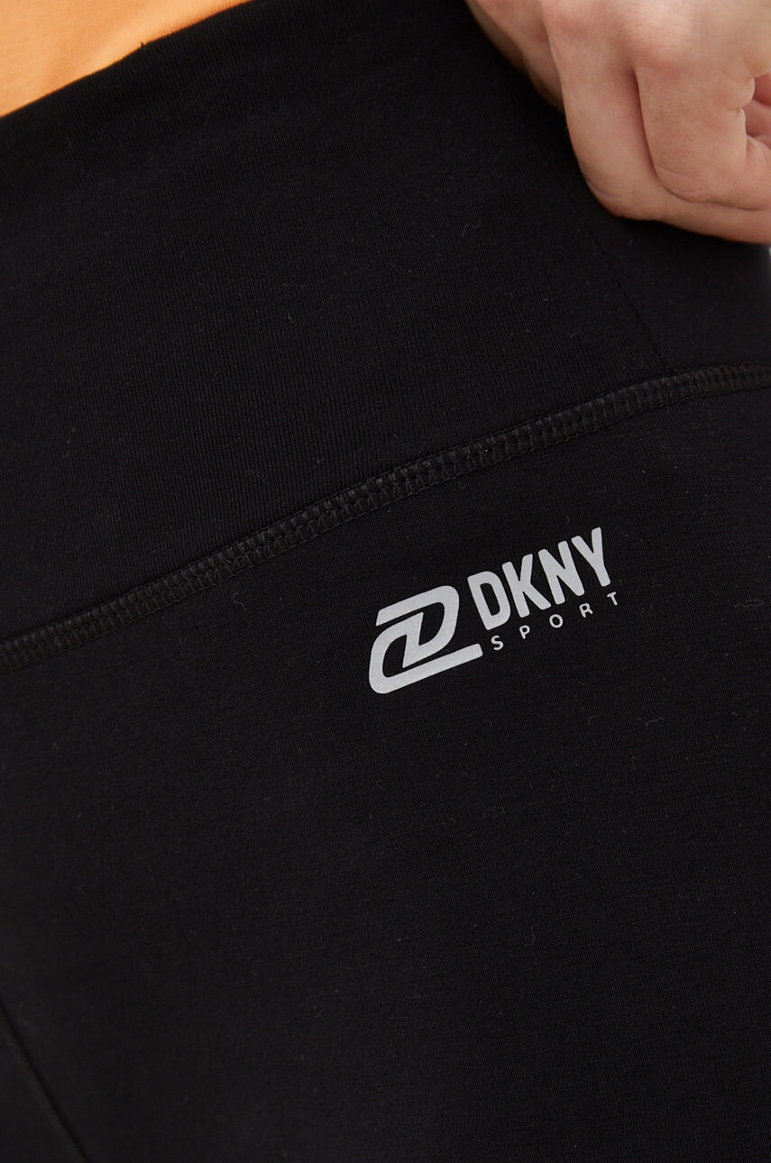 DKNY Къс панталон - Pepit.bg