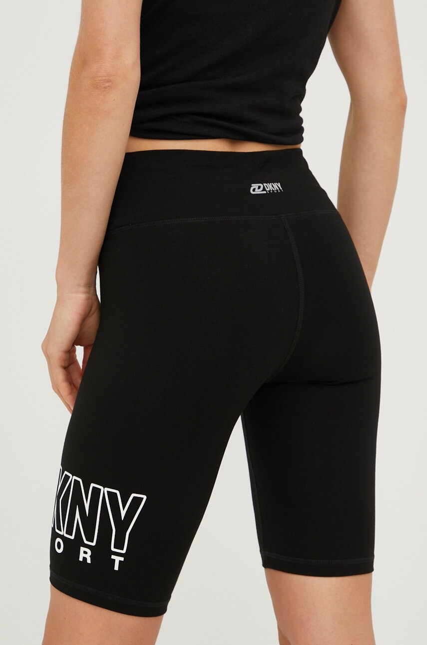 DKNY Къси панталони в черно с принт с висока талия - Pepit.bg