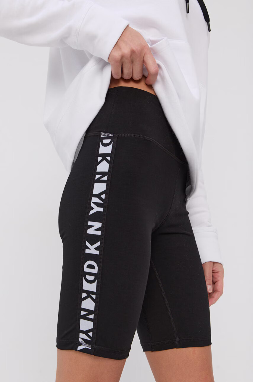 DKNY Къси панталони в черно с принт с висока талия - Pepit.bg