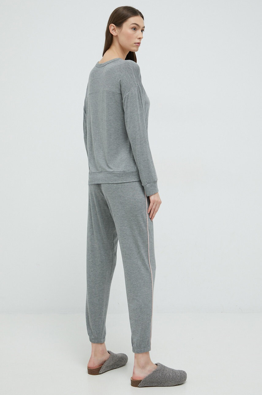 DKNY Пижама дамска в сиво - Pepit.bg