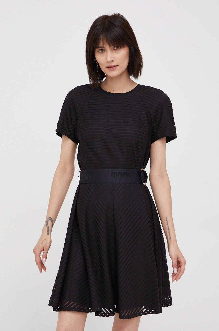 DKNY Рокля в черно къс модел разкроен модел - Pepit.bg