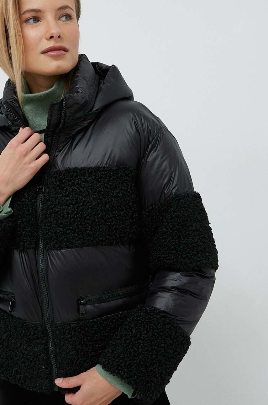 DKNY Яке в черно със зимна изолация с уголемена кройка - Pepit.bg