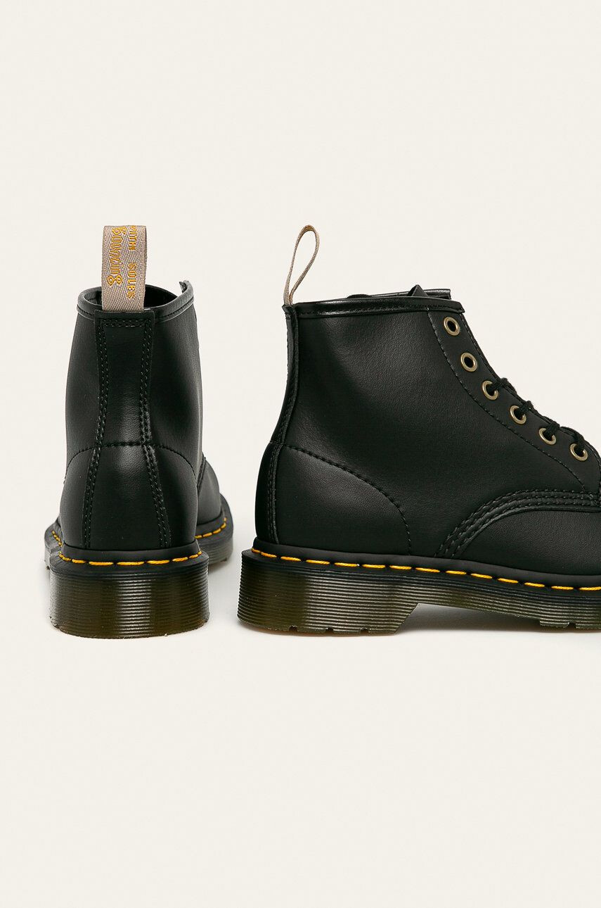 Dr. Martens Боти Vegan 101 в черно с равна подметка - Pepit.bg