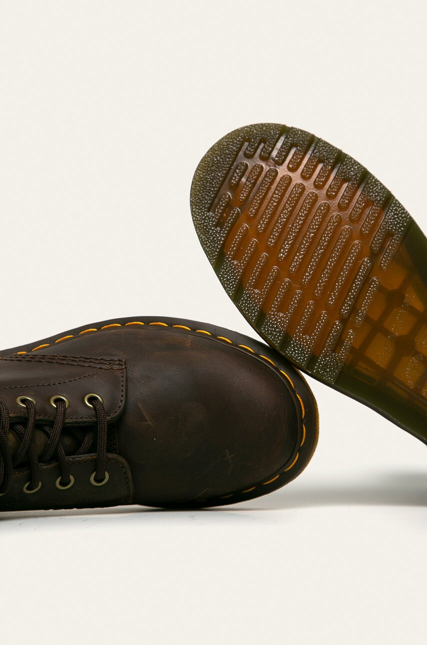 Dr. Martens Кожени кубинки 1460 в кафяво с равна подметка - Pepit.bg