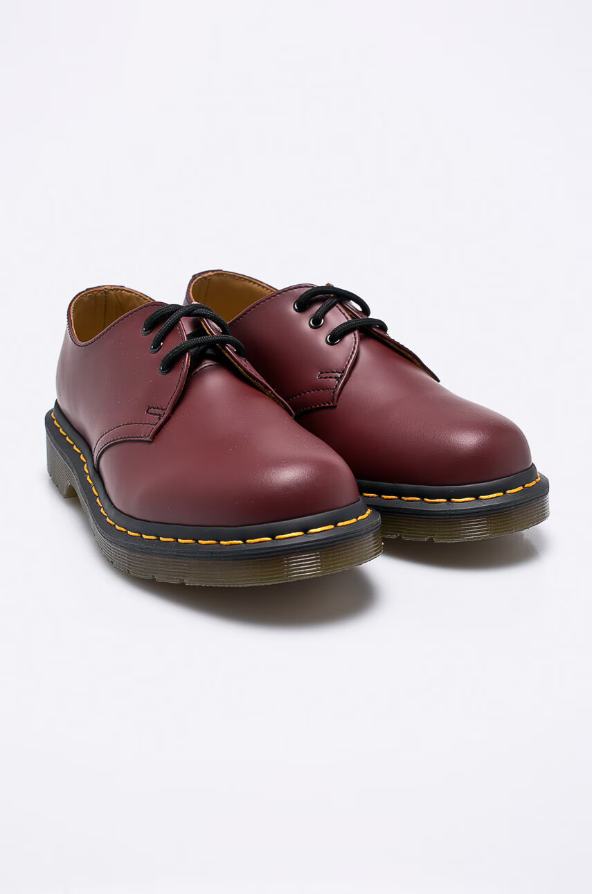 Dr. Martens Кожени половинки обувки в бордо с равна подметка - Pepit.bg