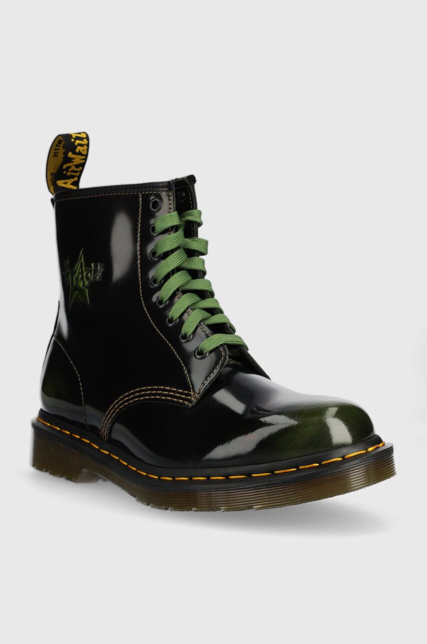 Dr. Martens Кожени боти 1460 The Clash в черно с равна подметка - Pepit.bg