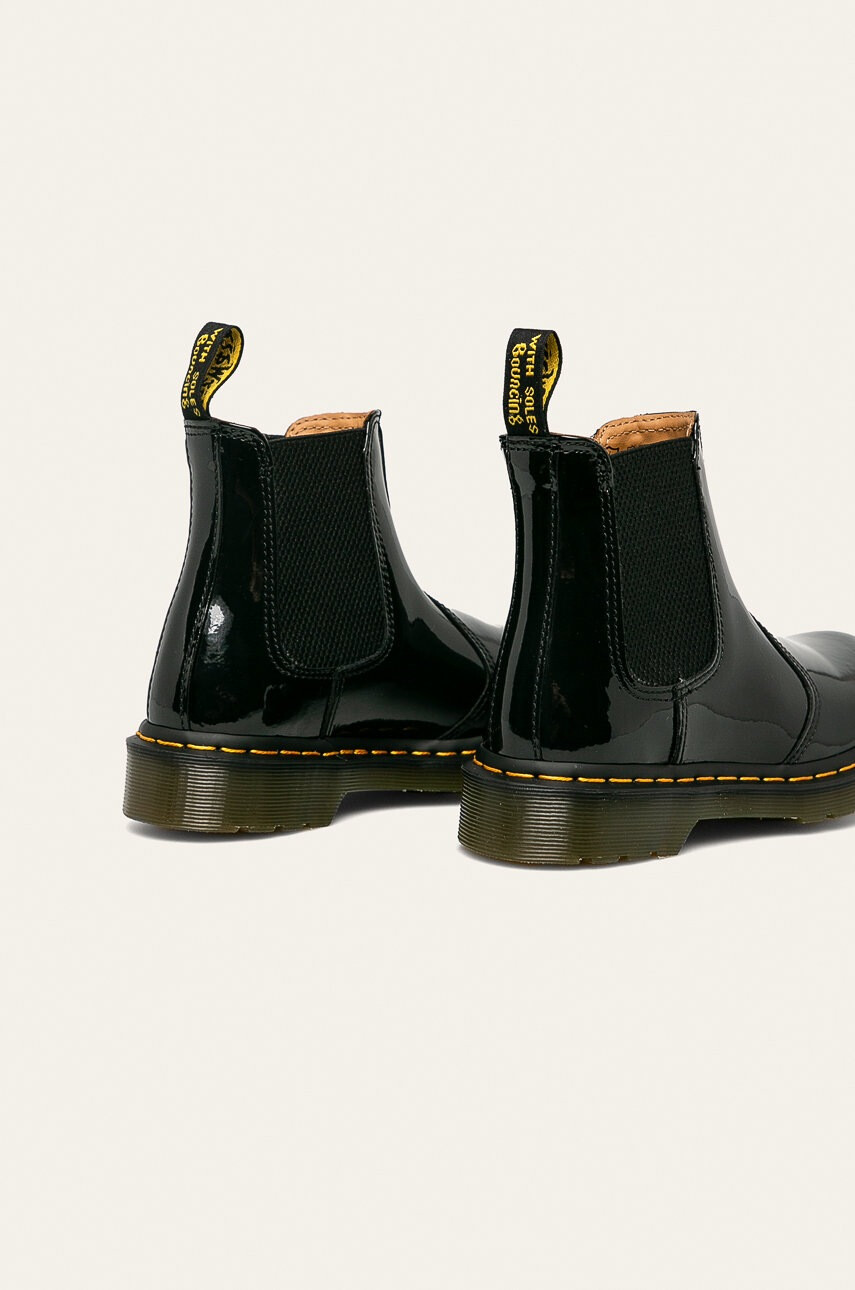 Dr. Martens Кожени боти челси 2976 в черно с равна подметка - Pepit.bg