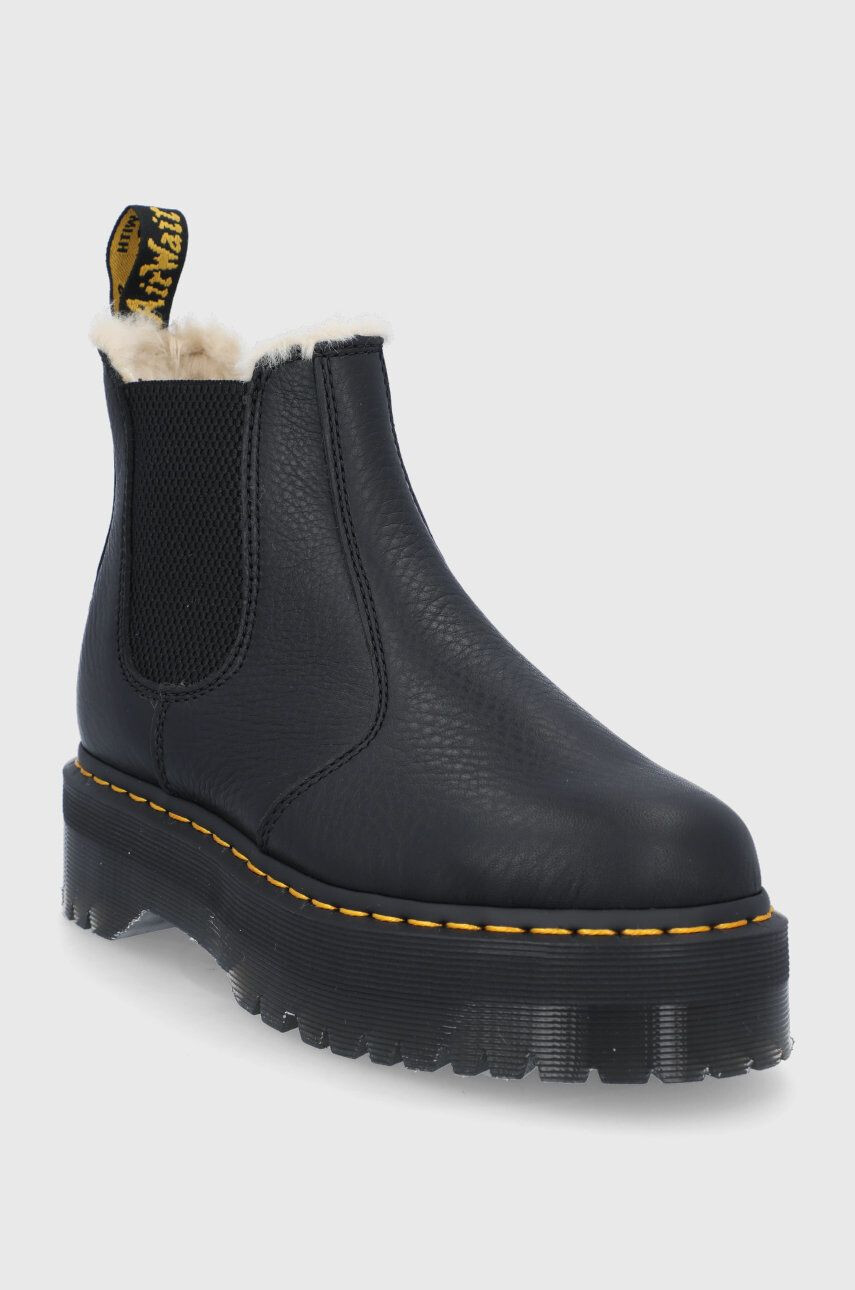 Dr. Martens Кожени боти челси 2976 Quad Fl дамски в черно с платформа с изолация - Pepit.bg