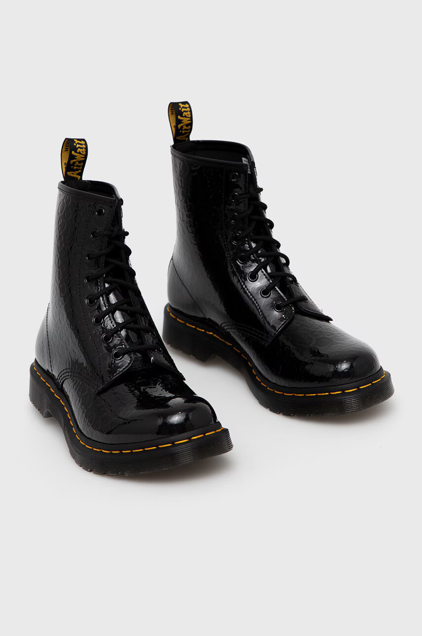 Dr. Martens Кожени кубинки 1460 дамски в черно с равна подметка - Pepit.bg