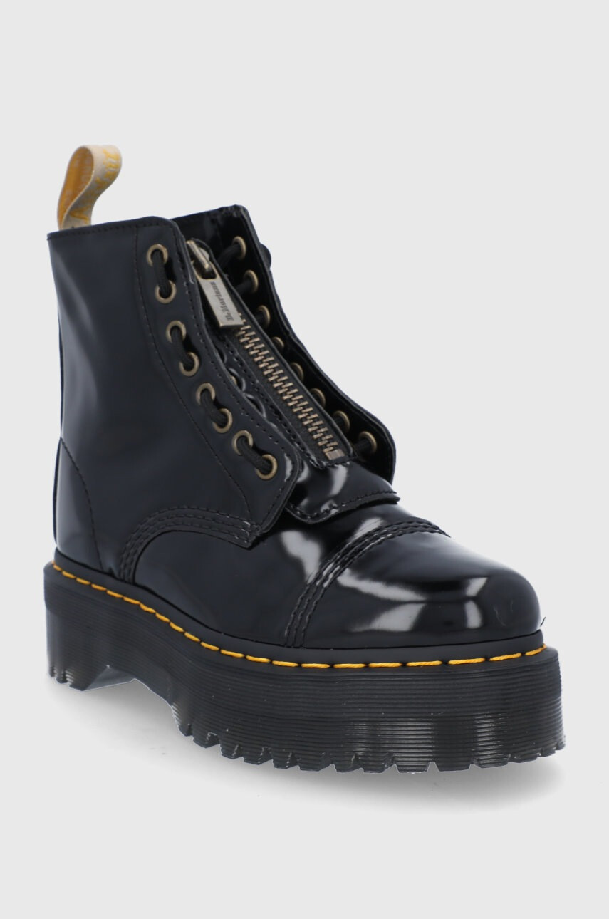 Dr. Martens Кубинки Vegan Sinclair дамски в черно с платформа - Pepit.bg