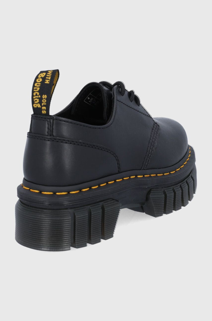 Dr. Martens Половинки обувки Audrick 3-Eye Shoe дамски в черно с равна подметка - Pepit.bg