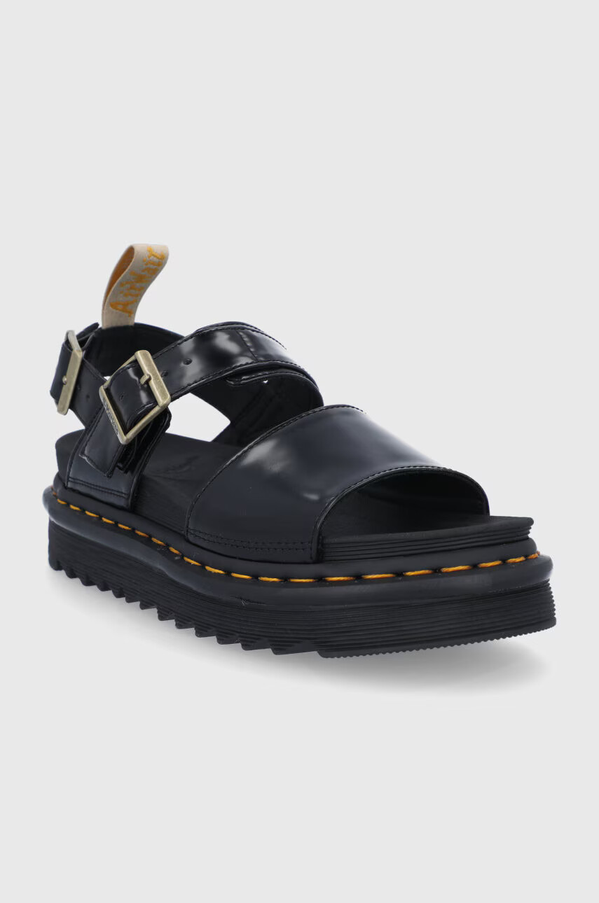 Dr. Martens Сандали Vegan Voss в черно с платформа - Pepit.bg