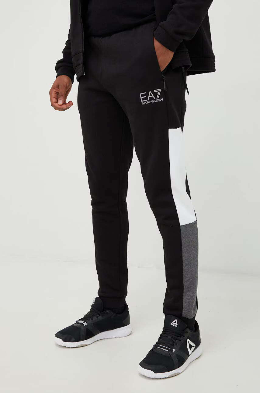 EA7 Emporio Armani Анцуг - Pepit.bg