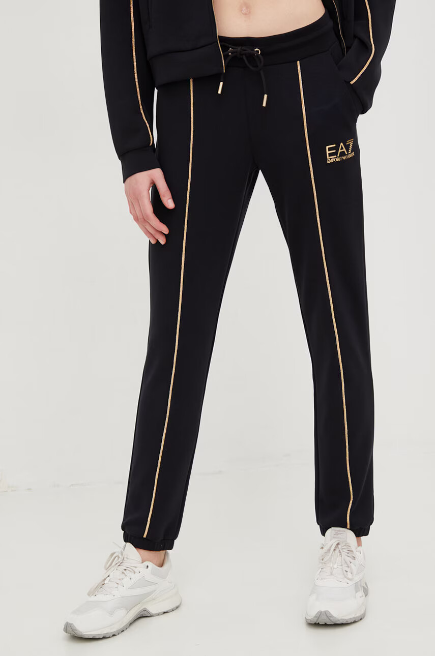 EA7 Emporio Armani Анцуг - Pepit.bg