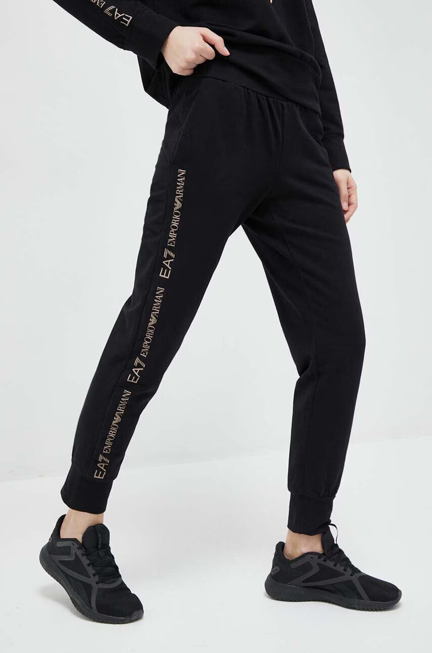 EA7 Emporio Armani Анцуг дамски в черно - Pepit.bg