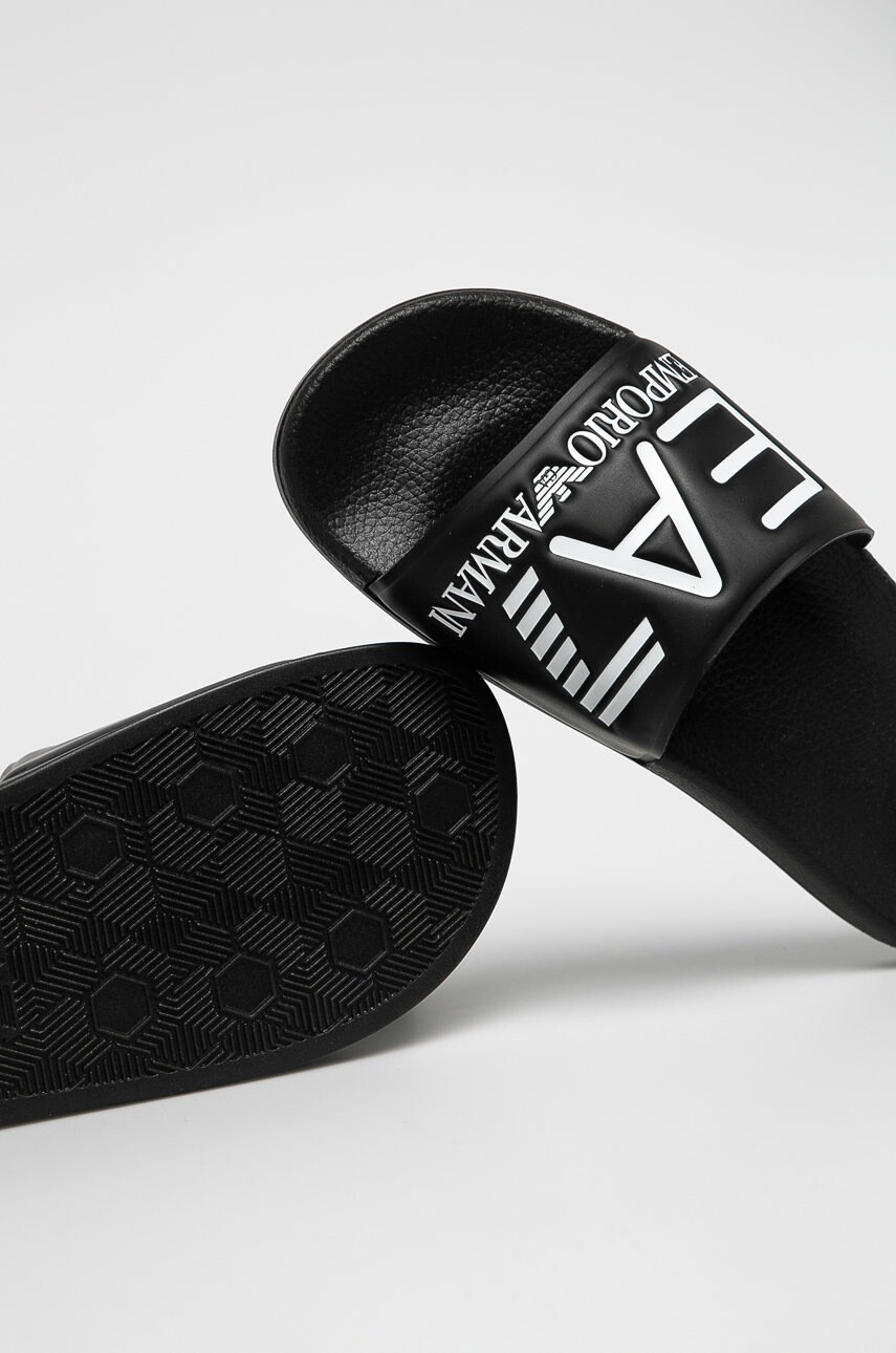 EA7 Emporio Armani Чехли - Pepit.bg