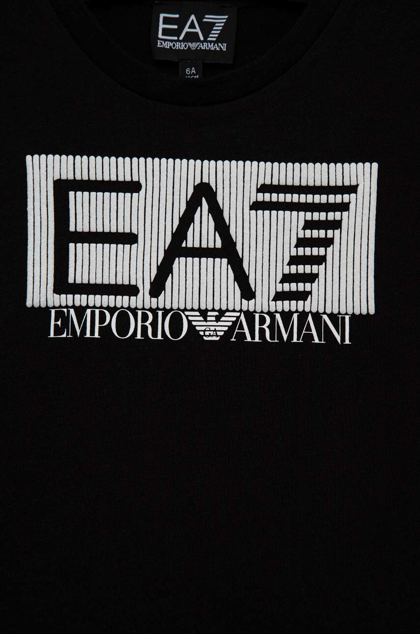 EA7 Emporio Armani Детска памучна тениска в черно с принт - Pepit.bg