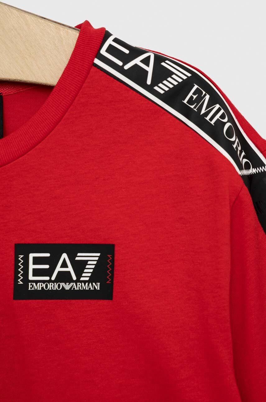 EA7 Emporio Armani Детска памучна тениска в червено с принт - Pepit.bg