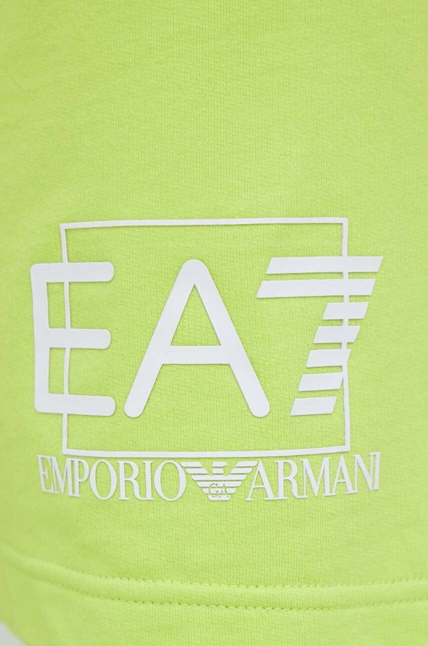 EA7 Emporio Armani Къс панталон в зелено - Pepit.bg