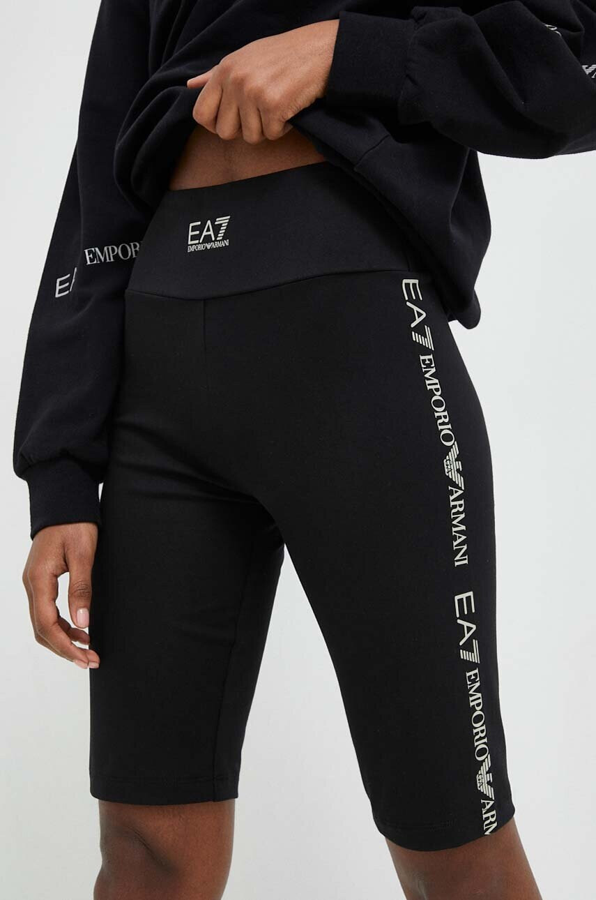 EA7 Emporio Armani Къс панталон - Pepit.bg