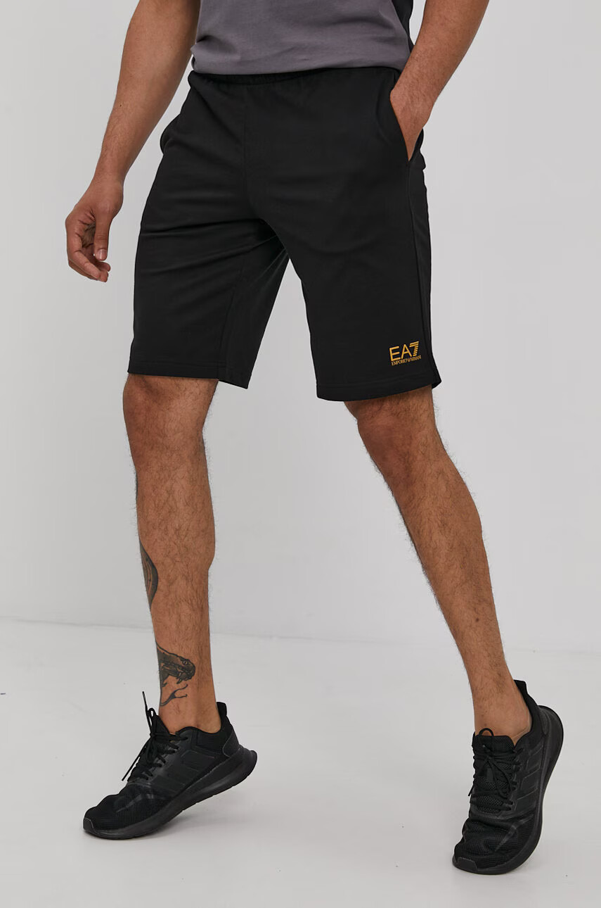 EA7 Emporio Armani Памучен къс панталон в черно - Pepit.bg