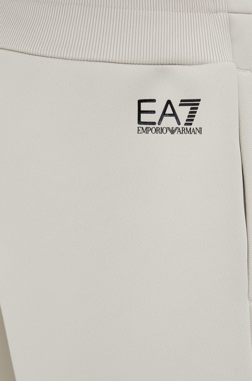 EA7 Emporio Armani Къси панталони - Pepit.bg