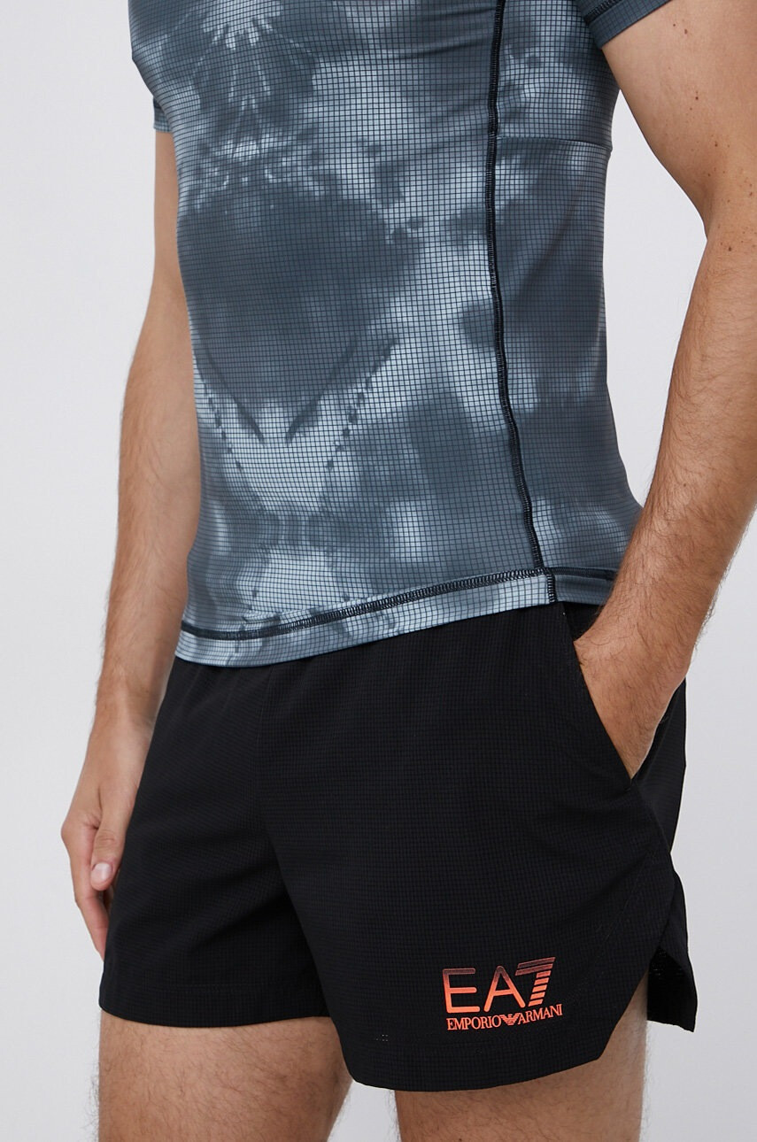 EA7 Emporio Armani Плувни шорти в черно - Pepit.bg