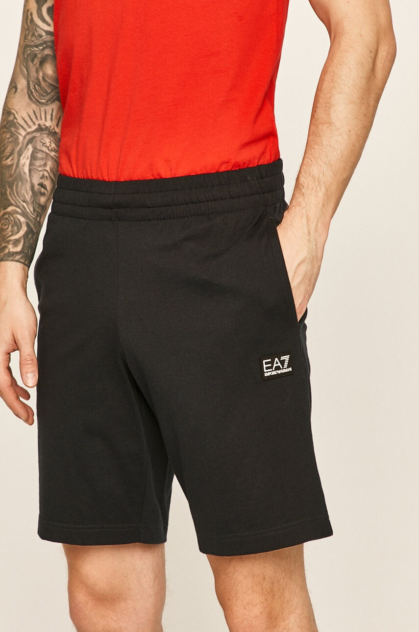 EA7 Emporio Armani Къси панталони - Pepit.bg