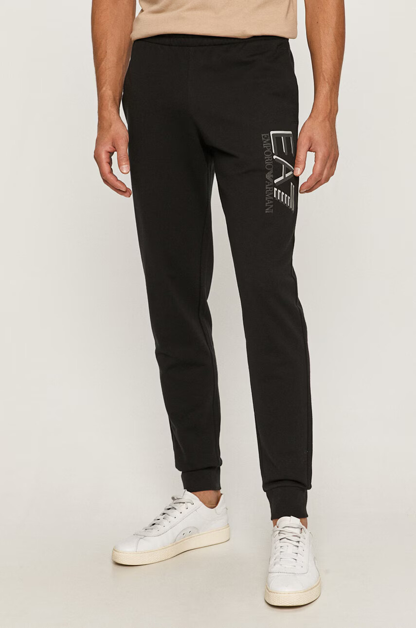 EA7 Emporio Armani Панталони - Pepit.bg