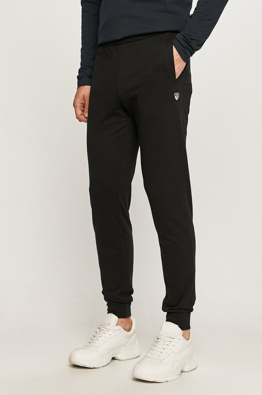 EA7 Emporio Armani Панталони - Pepit.bg