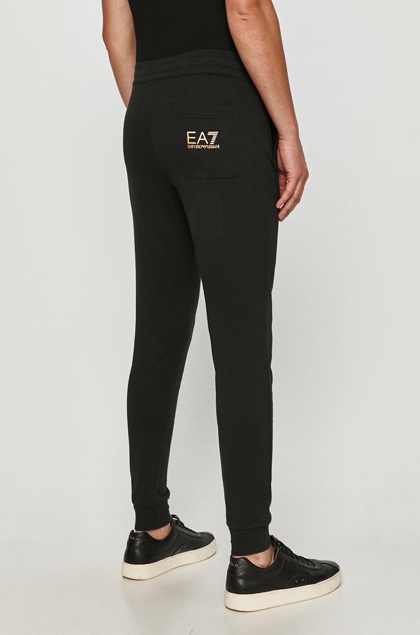 EA7 Emporio Armani Панталони - Pepit.bg