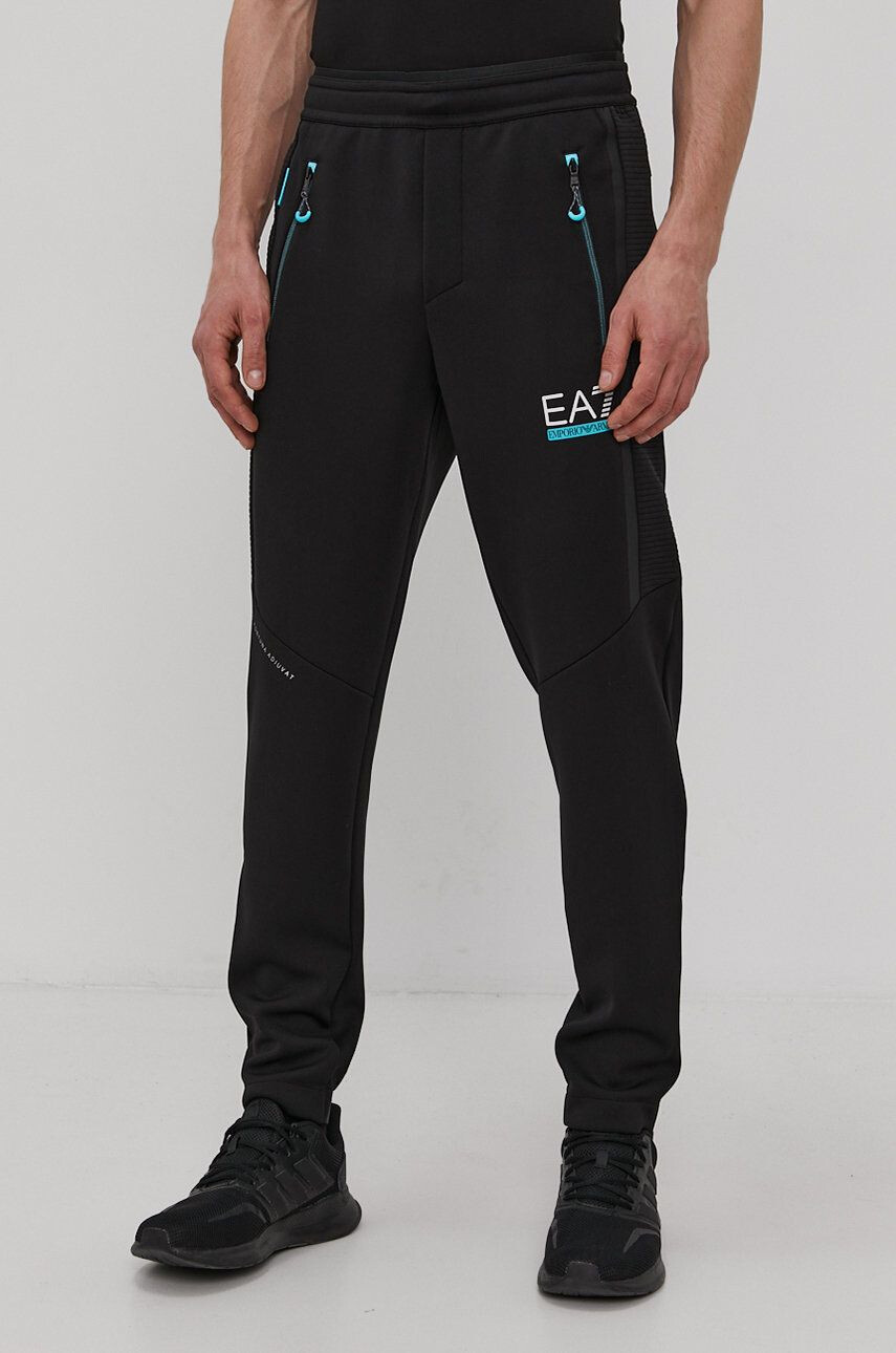 EA7 Emporio Armani Панталони - Pepit.bg