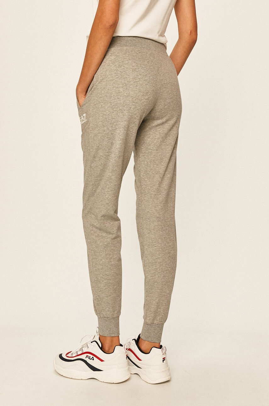 EA7 Emporio Armani Панталони - Pepit.bg