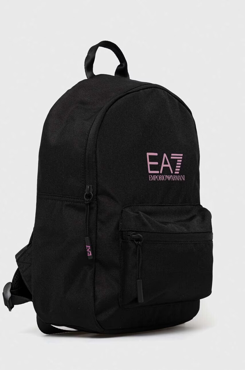 EA7 Emporio Armani Раница в черно малък размер с принт - Pepit.bg