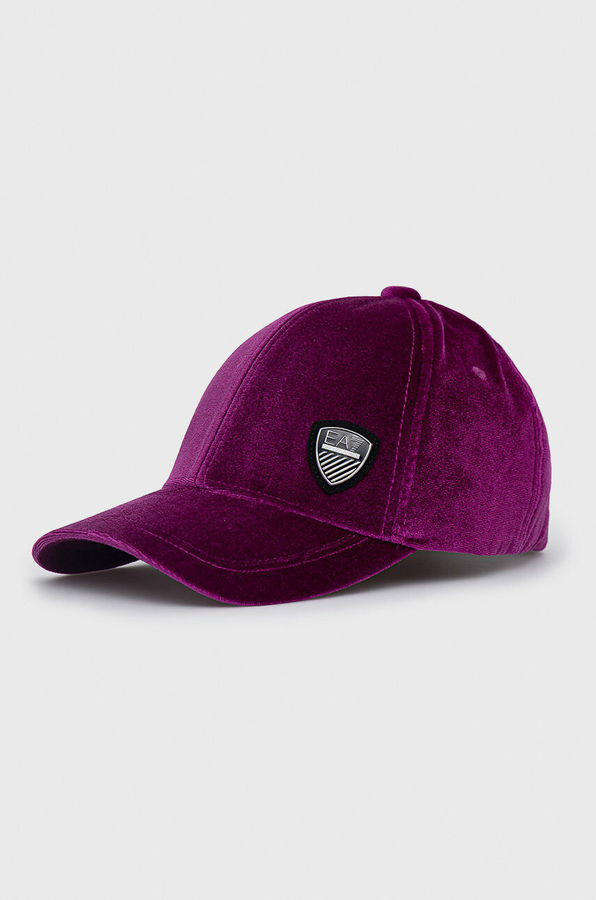 EA7 Emporio Armani Шапка в лилаво с изчистен дизайн - Pepit.bg