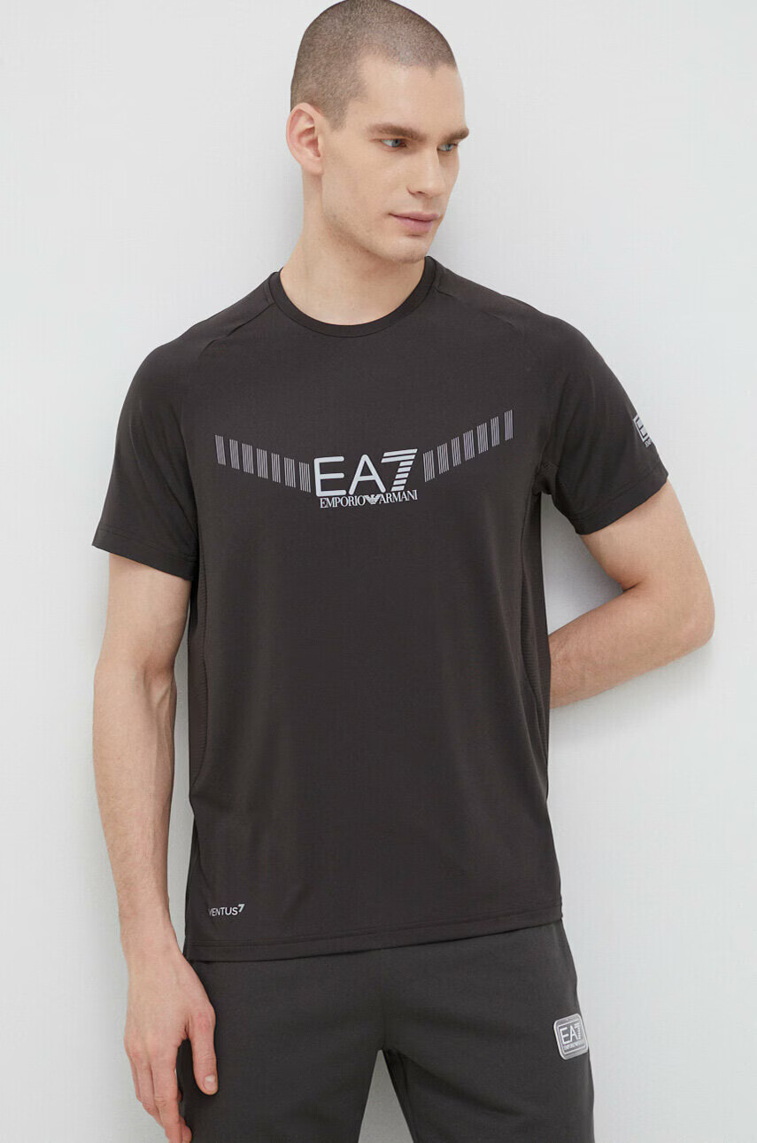 EA7 Emporio Armani Тениска в сиво с принт - Pepit.bg