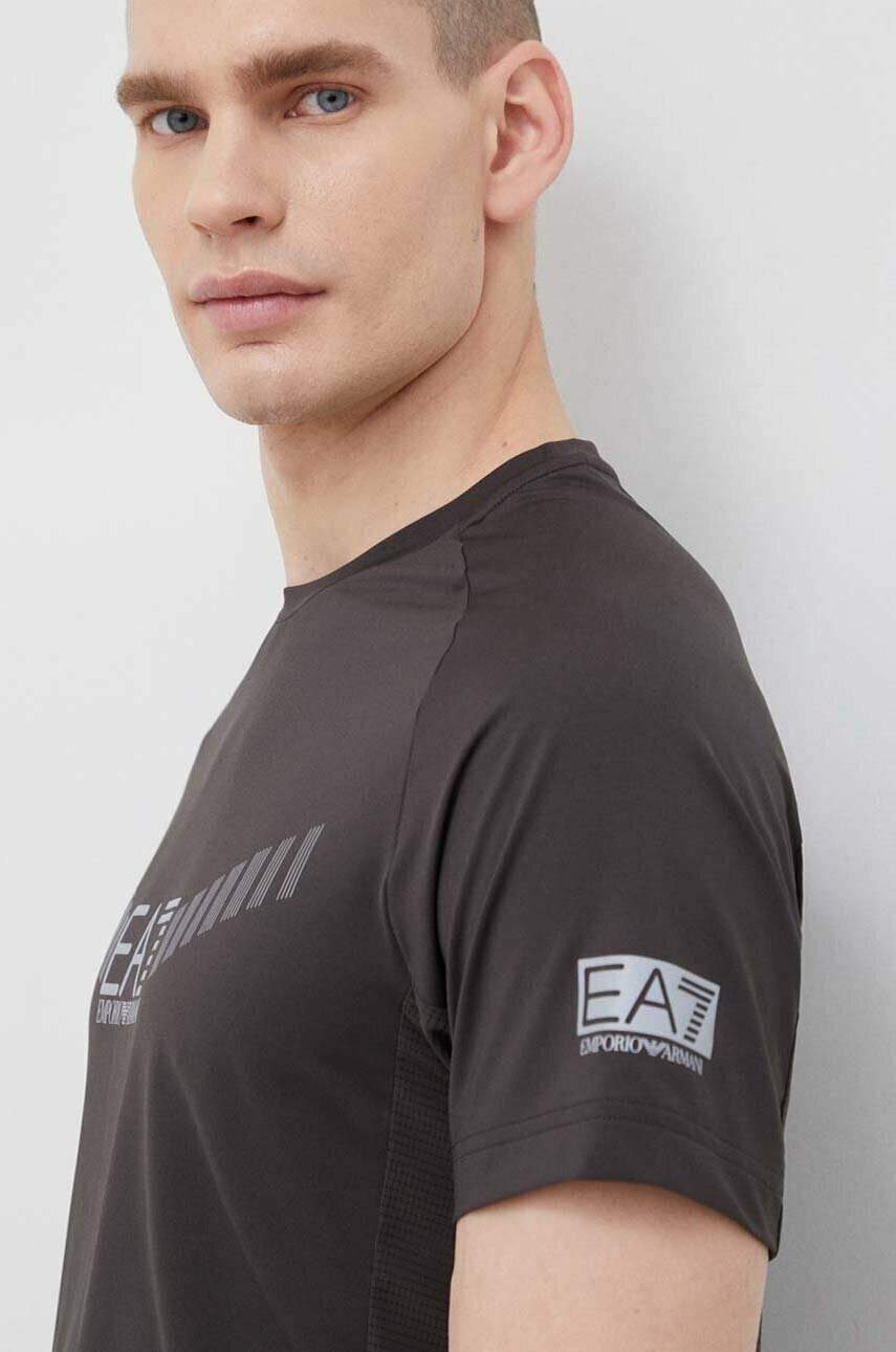 EA7 Emporio Armani Тениска в сиво с принт - Pepit.bg