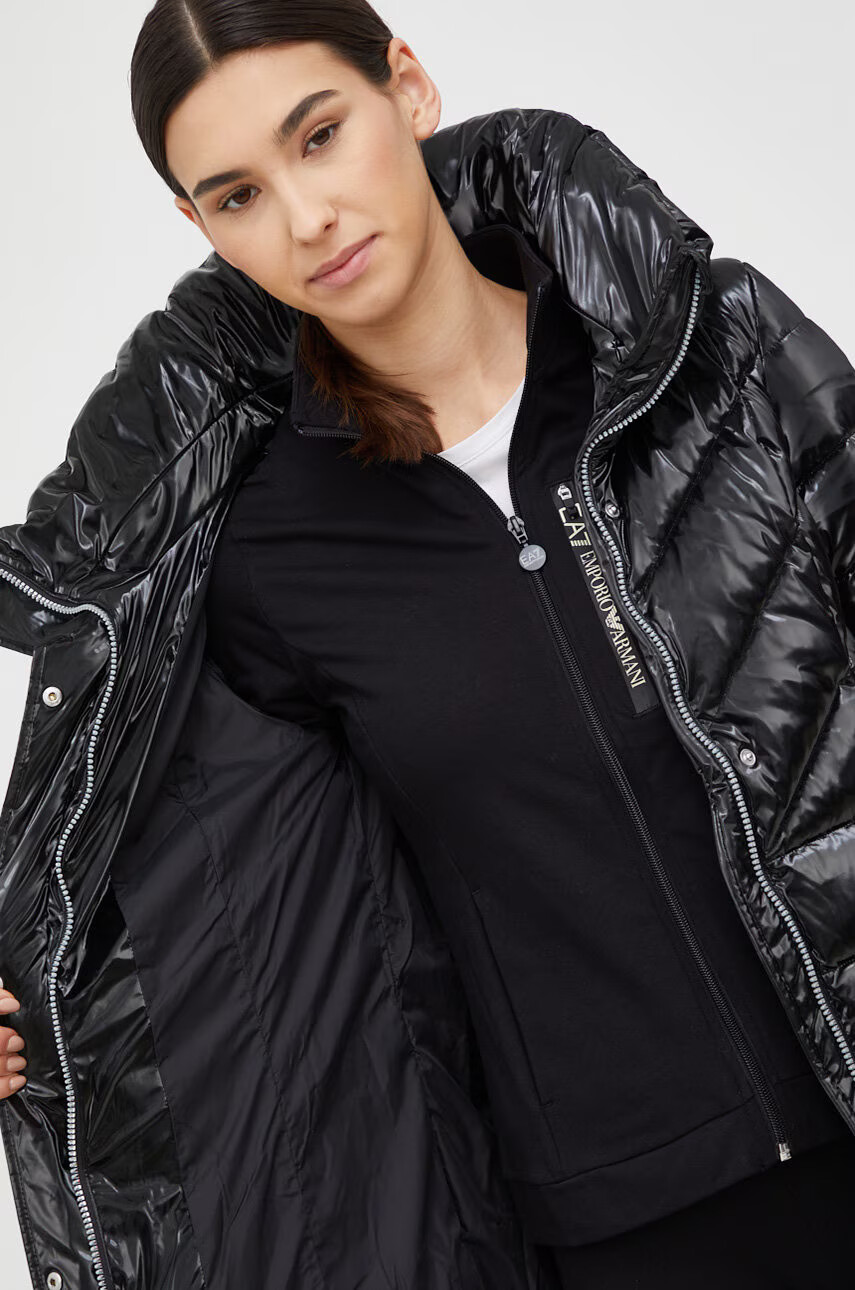 EA7 Emporio Armani Яке в черно със зимна изолация - Pepit.bg