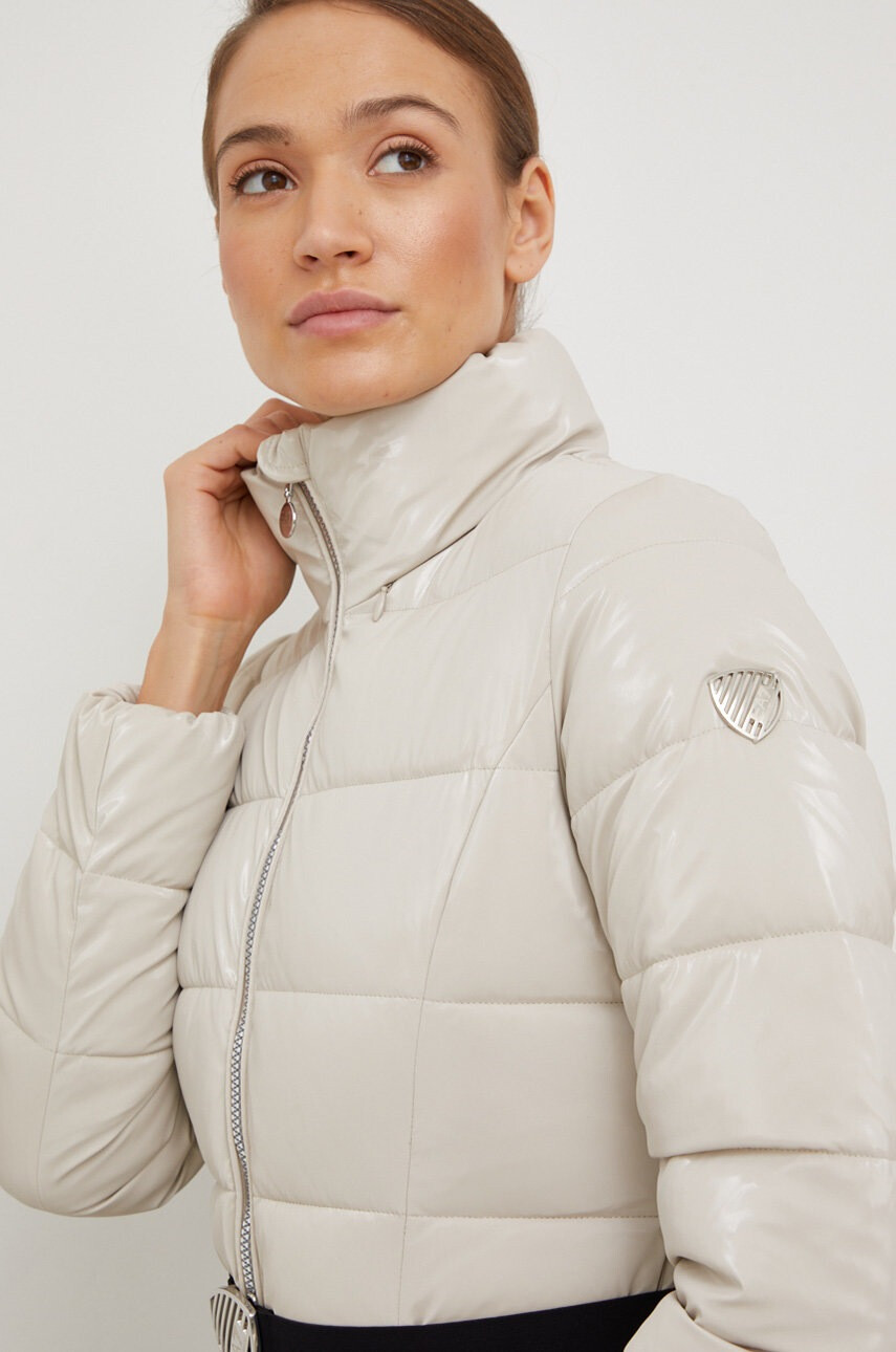 EA7 Emporio Armani Яке в бежово със зимна изолация - Pepit.bg
