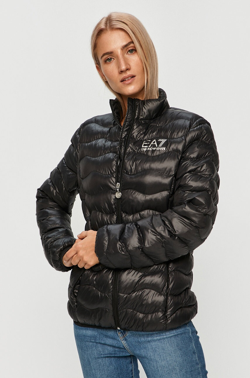 EA7 Emporio Armani в черно с преходна изолация - Pepit.bg