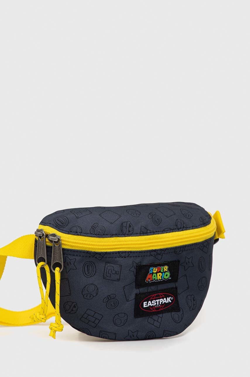 Eastpak Чанта за кръст x Super Mario в сиво - Pepit.bg