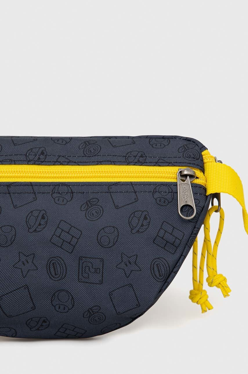 Eastpak Чанта за кръст x Super Mario в сиво - Pepit.bg