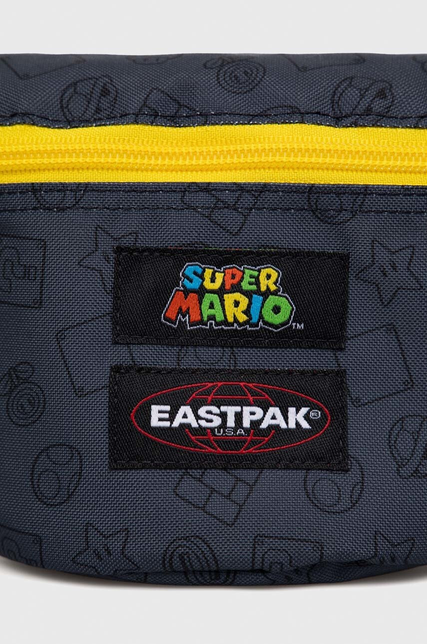 Eastpak Чанта за кръст x Super Mario в сиво - Pepit.bg