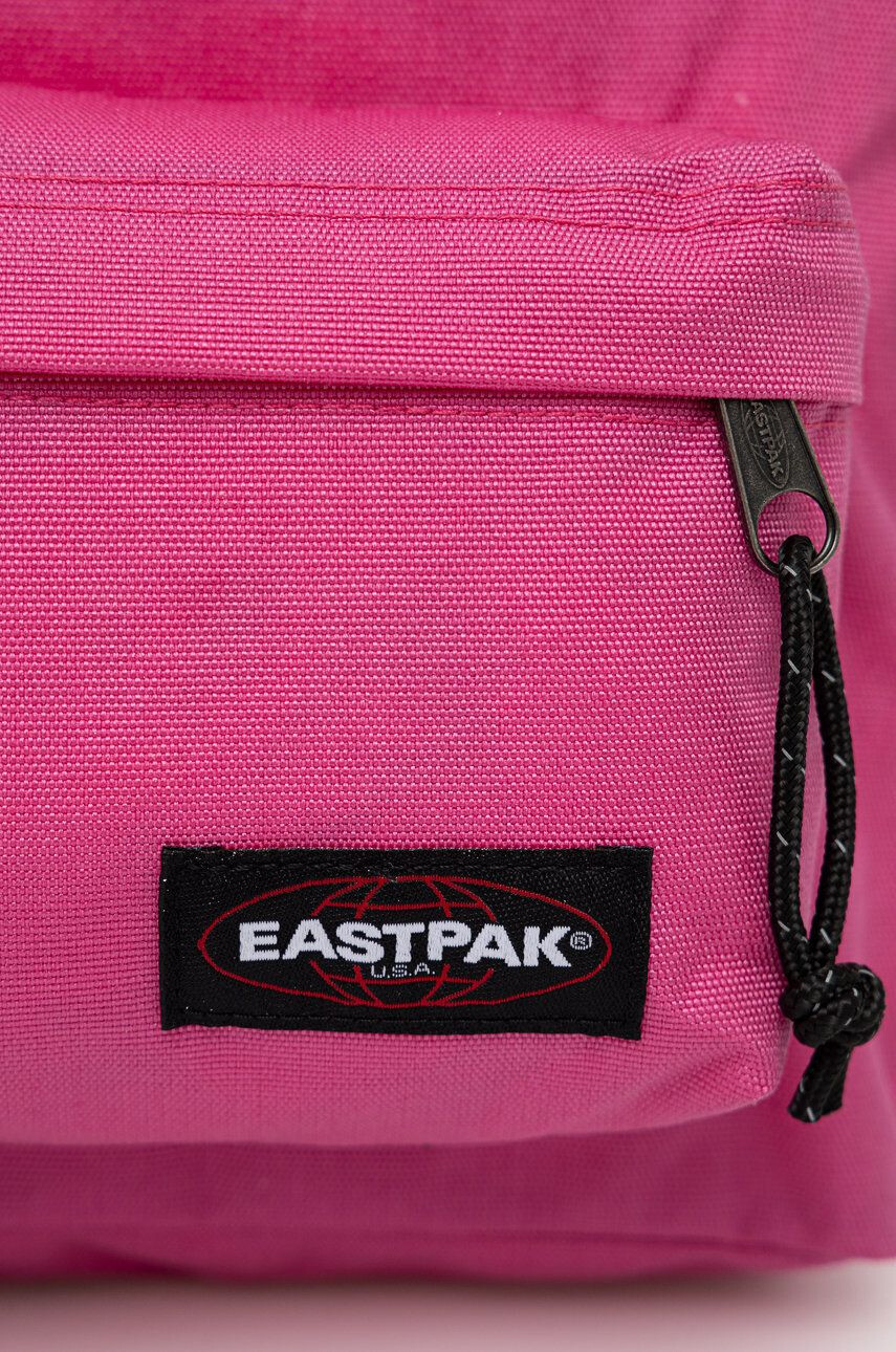 Eastpak Раница в розово малък размер с изчистен дизайн - Pepit.bg