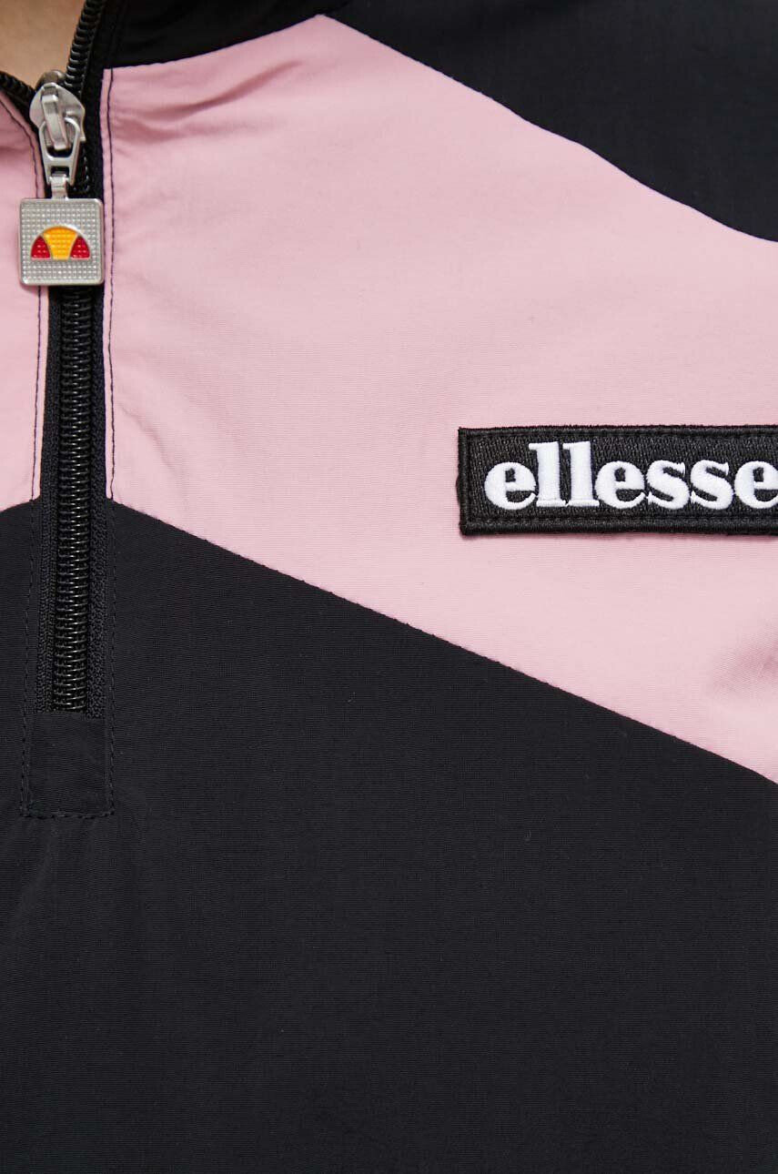 Ellesse Яке в черно с преходна изолация с уголемена кройка - Pepit.bg