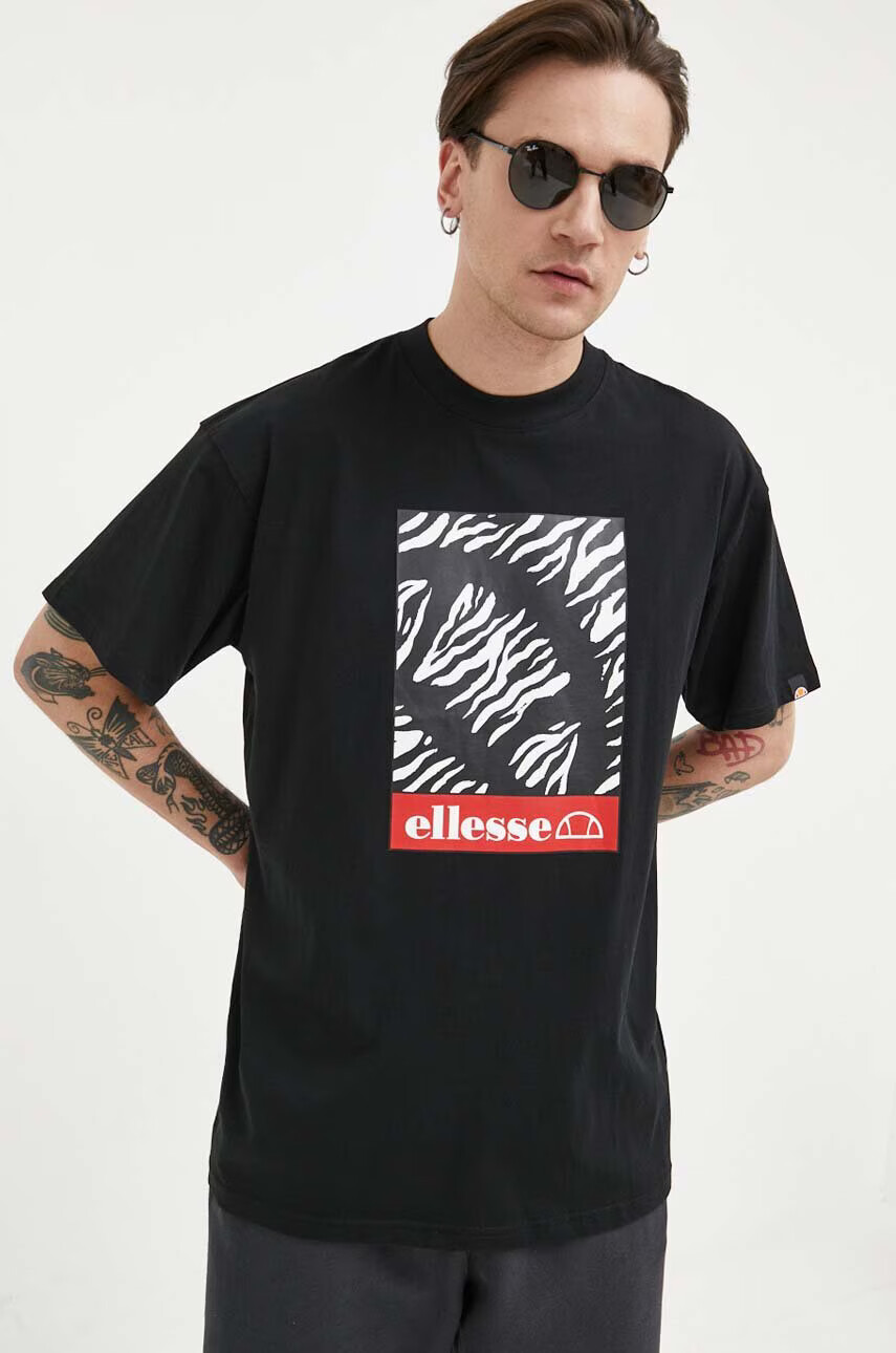 Ellesse Памучна тениска в черно с принт - Pepit.bg