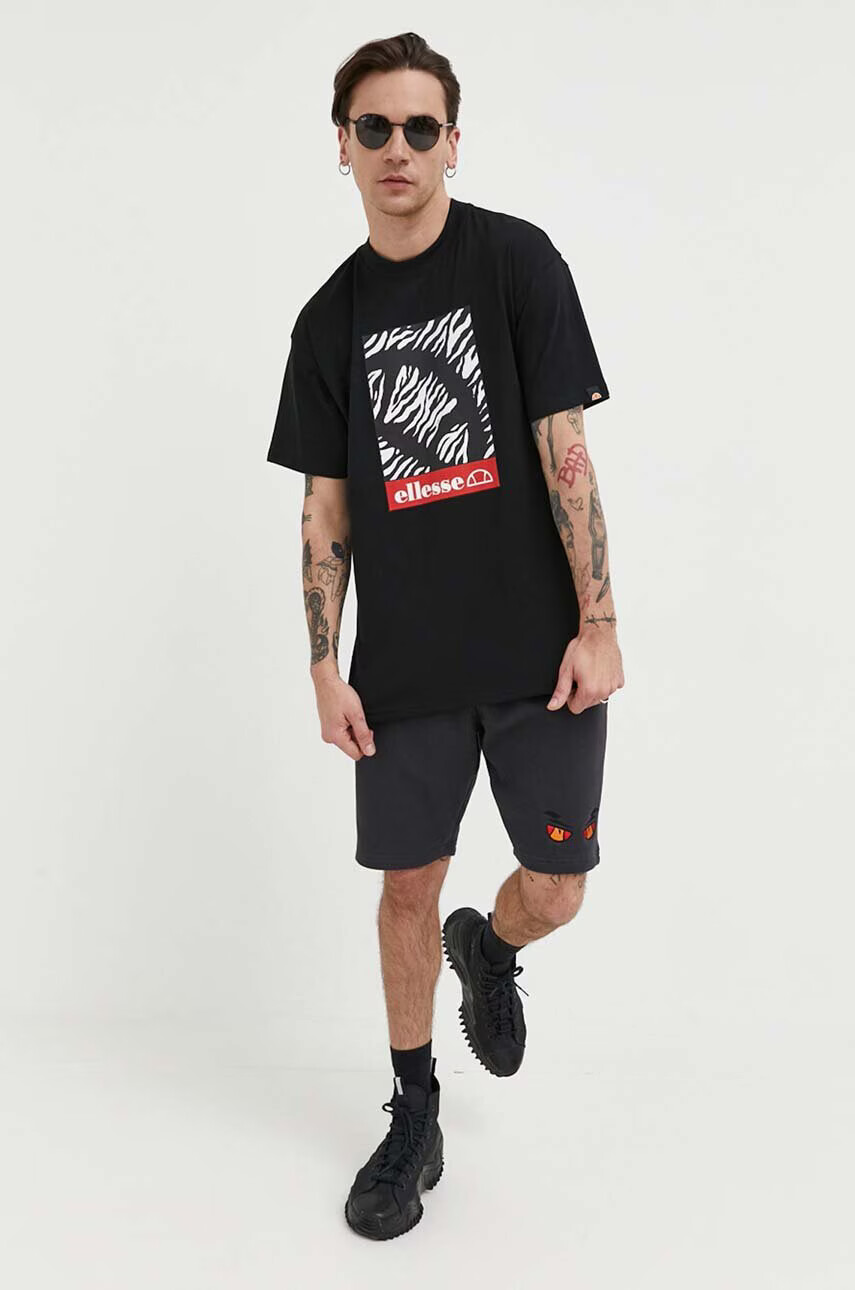Ellesse Памучна тениска в черно с принт - Pepit.bg
