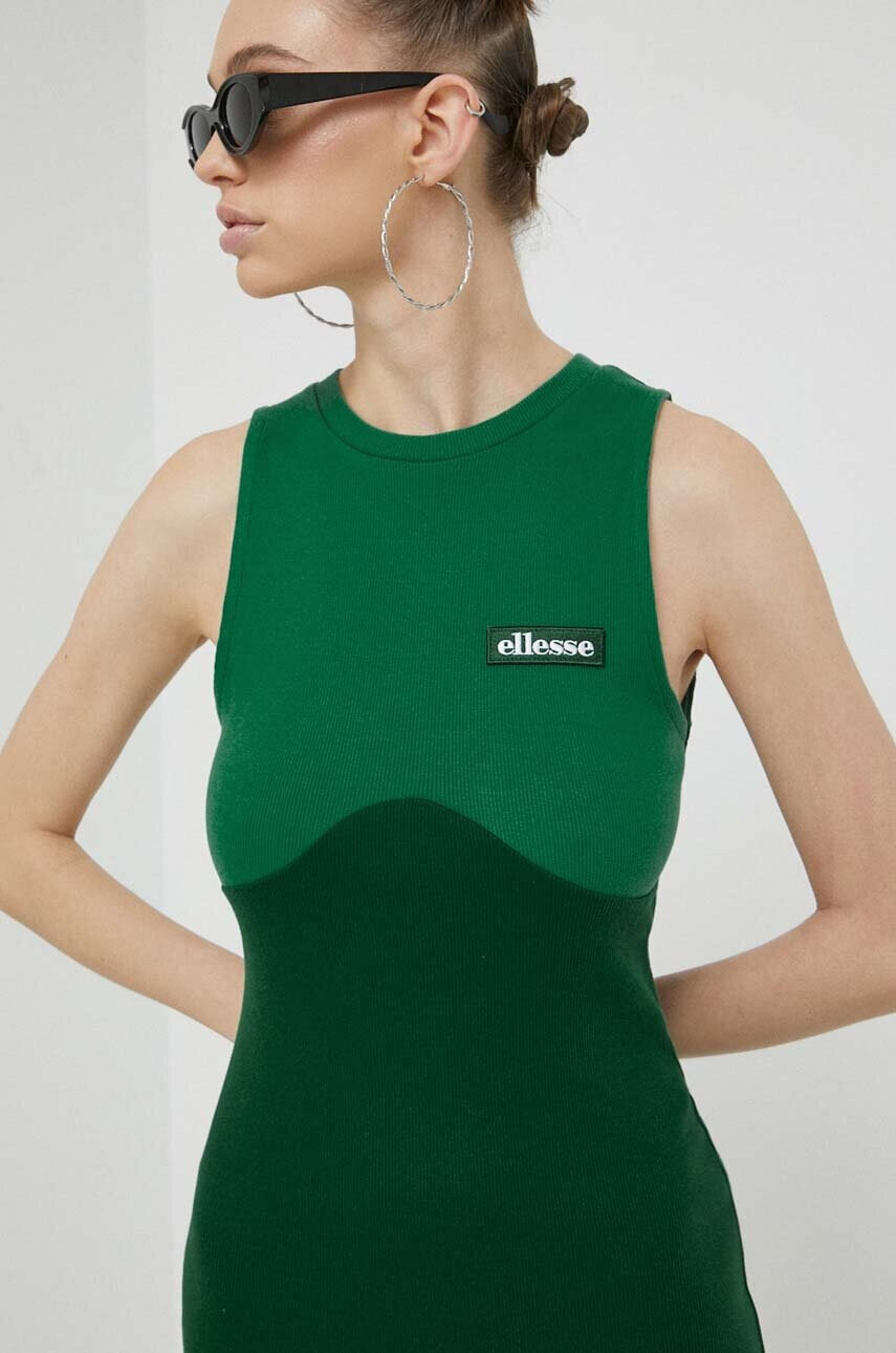 Ellesse Рокля в зелено къс модел с кройка по тялото - Pepit.bg